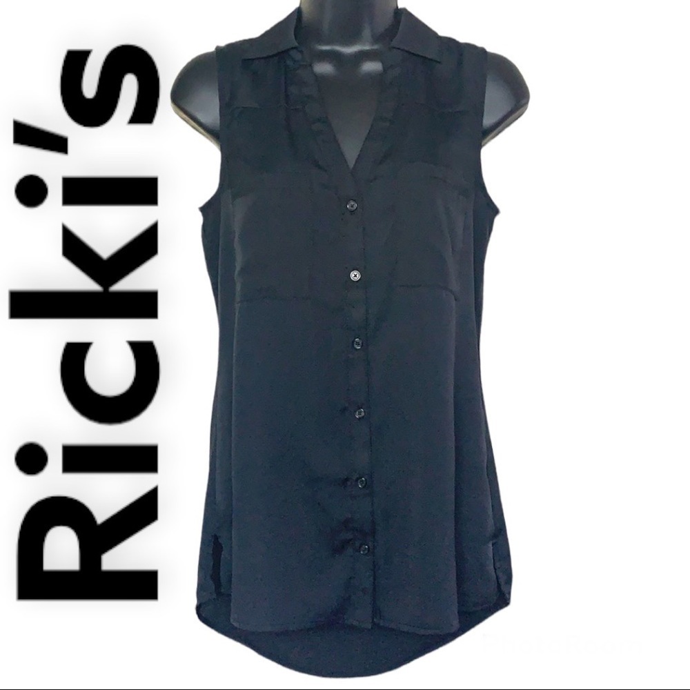 Ricki’s Black Button Up Sleeveless Blouse Size XS